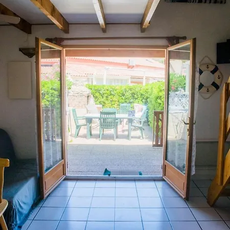 Petite Maison A 300m De La Narbonne