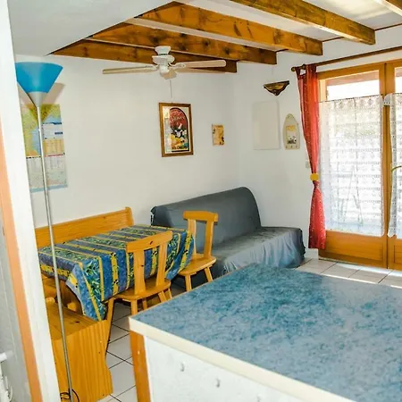 Petite Maison A 300m De La *